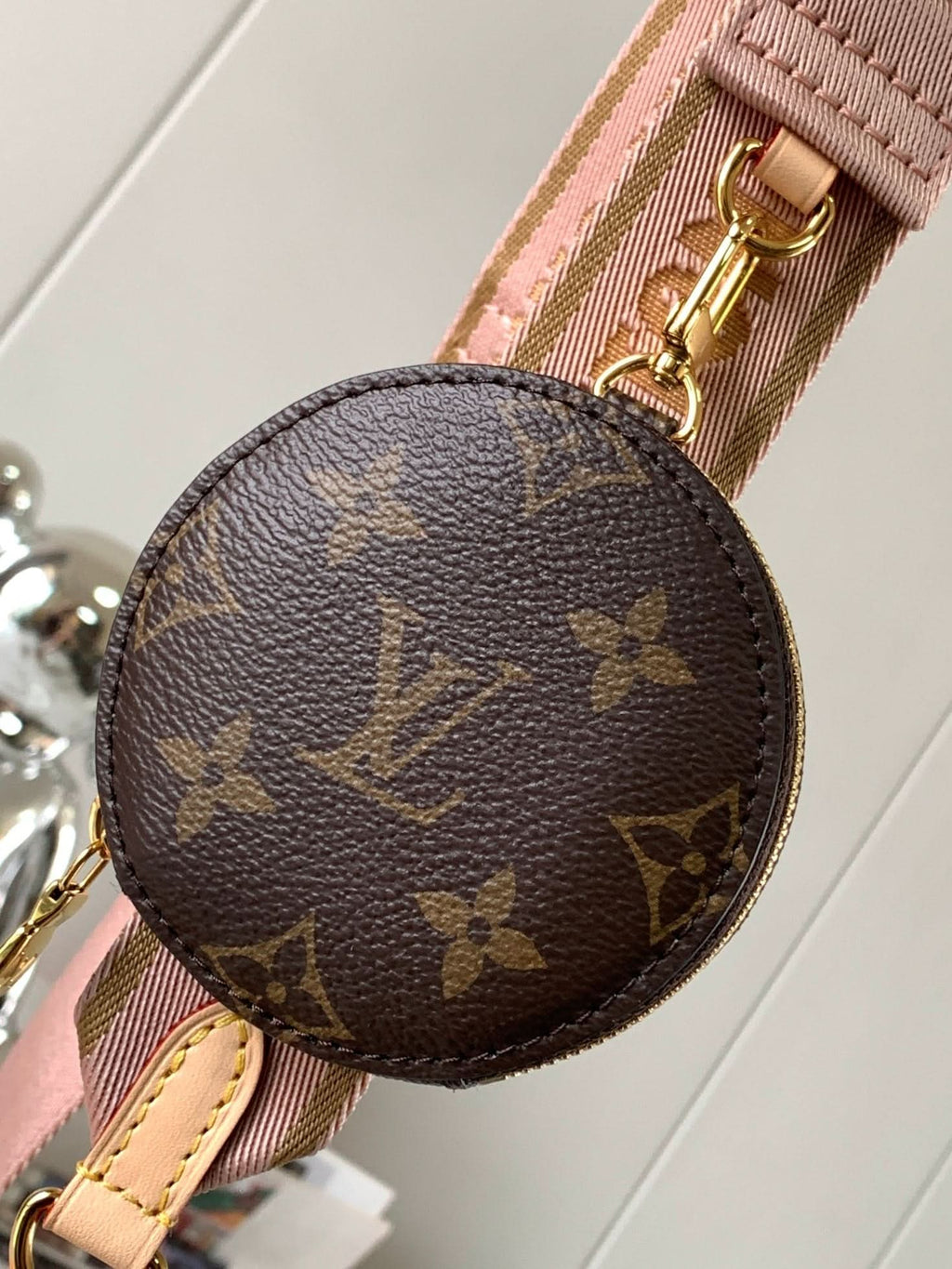 Lv Louis Vuitton Multi Pochette in Monogram Canvas - Griserik